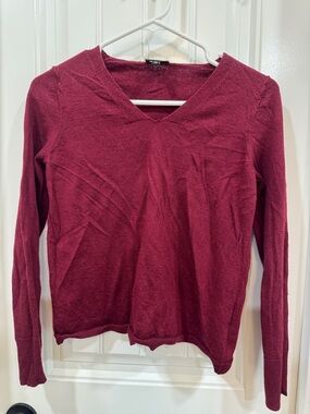 Talbots Women's V-Neck Sweater - Wine